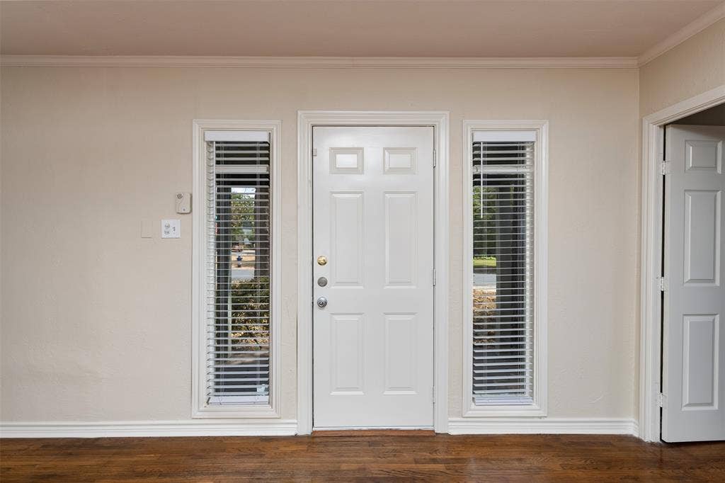 8823 San Benito Way, Dallas, TX 75218 8823 San Benito Way, Dallas, TX 75218