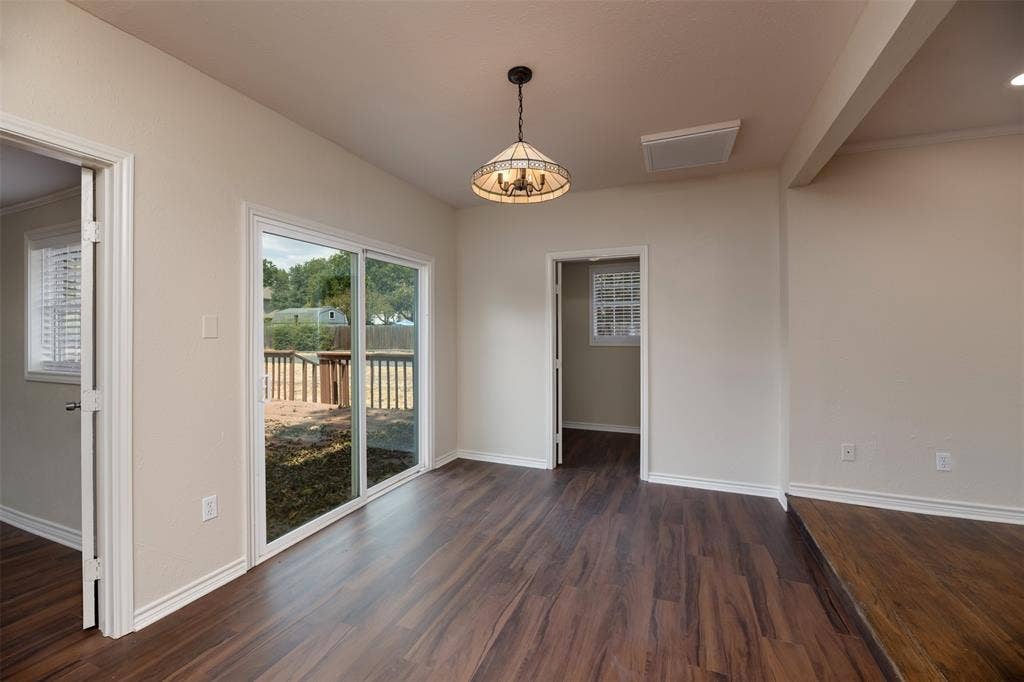 8823 San Benito Way, Dallas, TX 75218 8823 San Benito Way, Dallas, TX 75218
