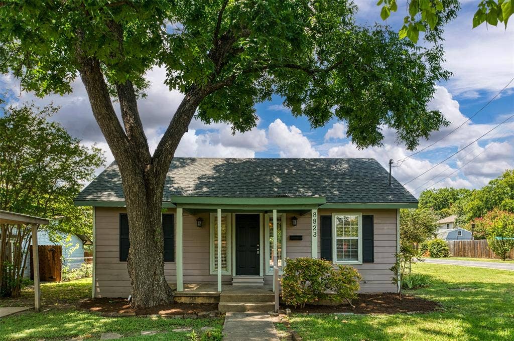 8823 San Benito Way, Dallas, TX 75218 8823 San Benito Way, Dallas, TX 75218