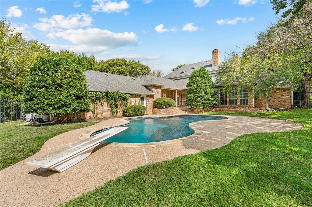 1339 Hidden Glen, Southlake, TX 76092