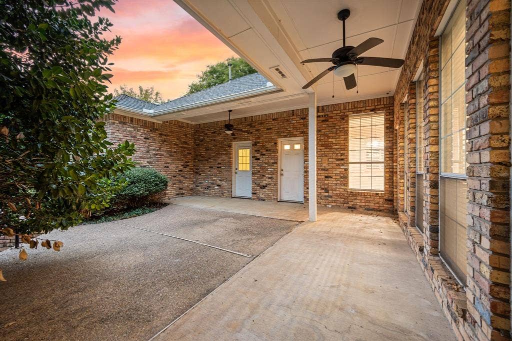 1339 Hidden Glen, Southlake, TX 76092