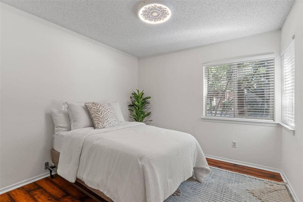17663 Sunmeadow Drive, Dallas, TX 75252 17663 Sunmeadow Drive, Dallas, TX 75252