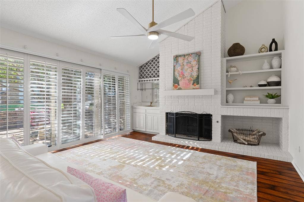 17663 Sunmeadow Drive, Dallas, TX 75252 17663 Sunmeadow Drive, Dallas, TX 75252