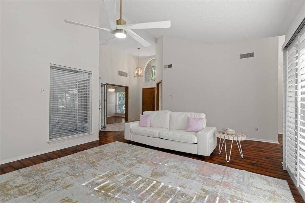 17663 Sunmeadow Drive, Dallas, TX 75252 17663 Sunmeadow Drive, Dallas, TX 75252