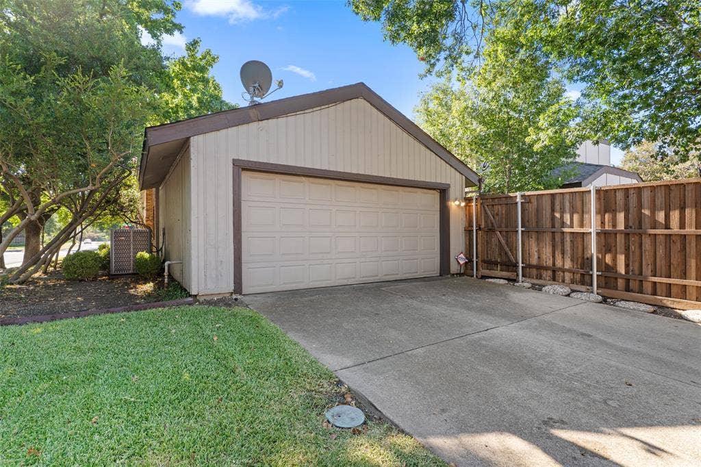 17663 Sunmeadow Drive, Dallas, TX 75252 17663 Sunmeadow Drive, Dallas, TX 75252