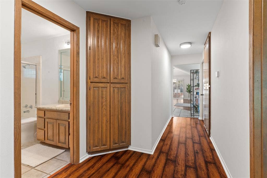 17663 Sunmeadow Drive, Dallas, TX 75252 17663 Sunmeadow Drive, Dallas, TX 75252