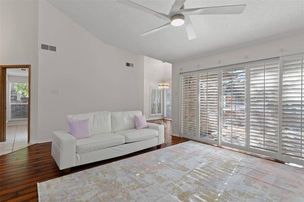17663 Sunmeadow Drive, Dallas, TX 75252 17663 Sunmeadow Drive, Dallas, TX 75252
