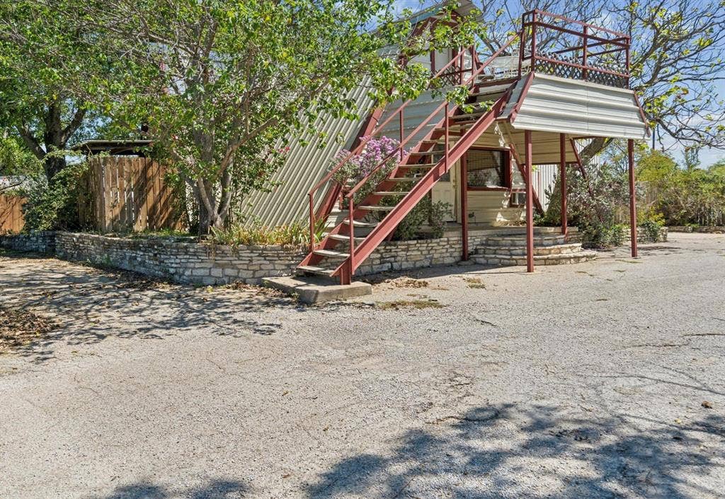 157 Business Boulevard, Granbury, TX 76049 157 Business Boulevard, Granbury, TX 76049