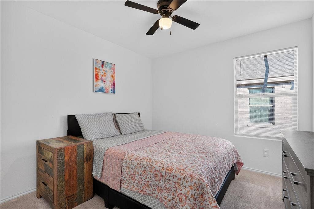 2209 Ava Drive, Ennis, TX 75119 2209 Ava Drive, Ennis, TX 75119