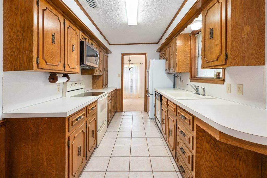 925 Bradley Drive, Athens, TX 75751 925 Bradley Drive, Athens, TX 75751