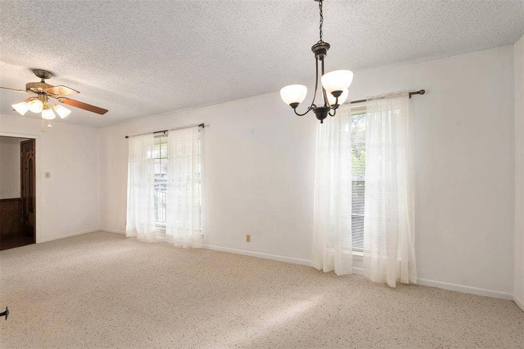 925 Bradley Drive, Athens, TX 75751 Dining room or 2nd living area