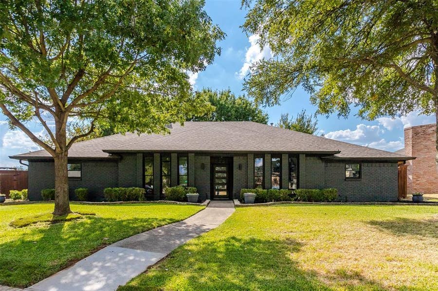 Property photo for 16801 Thomas Chapel Drive, Dallas, TX