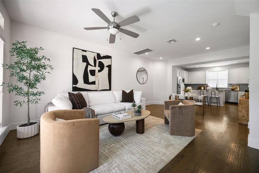 Property photo for 1320 Palm Springs Lane, Dallas, TX