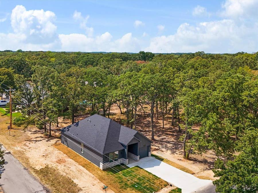Property photo for 4705 Point La Vista, Malakoff, TX
