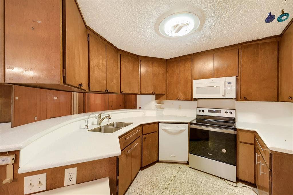 7149 Blairview Drive, Dallas, TX 75230 7149 Blairview Drive, Dallas, TX 75230