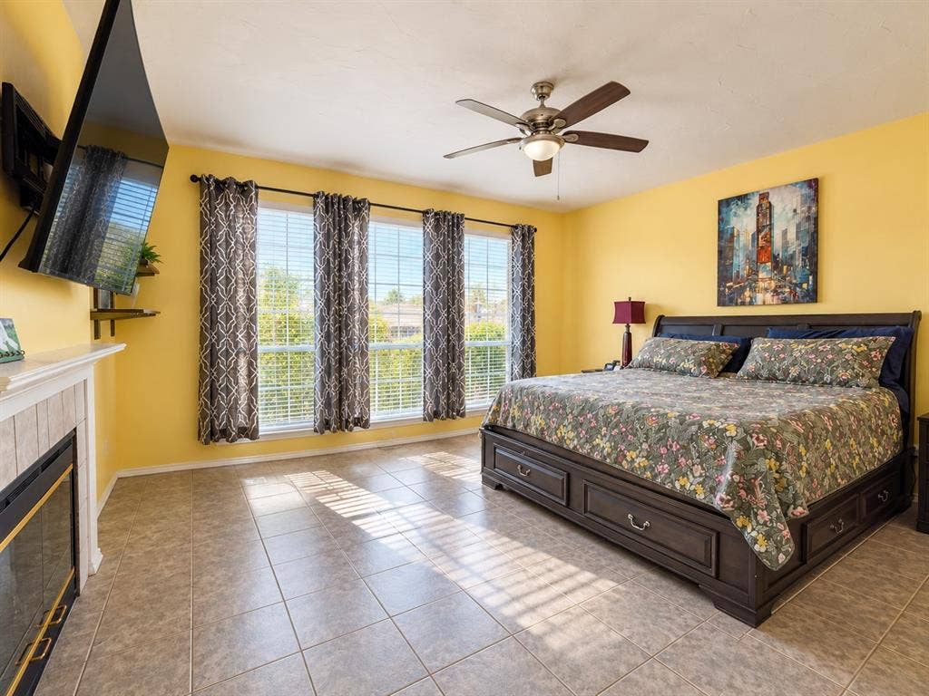 202 Browning Lane, Grand Prairie, TX 75052 202 Browning Lane, Grand Prairie, TX 75052