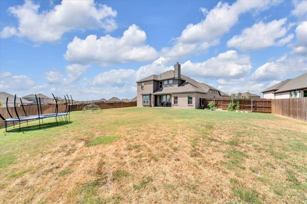 846 Deleon Drive, Midlothian, TX 76065