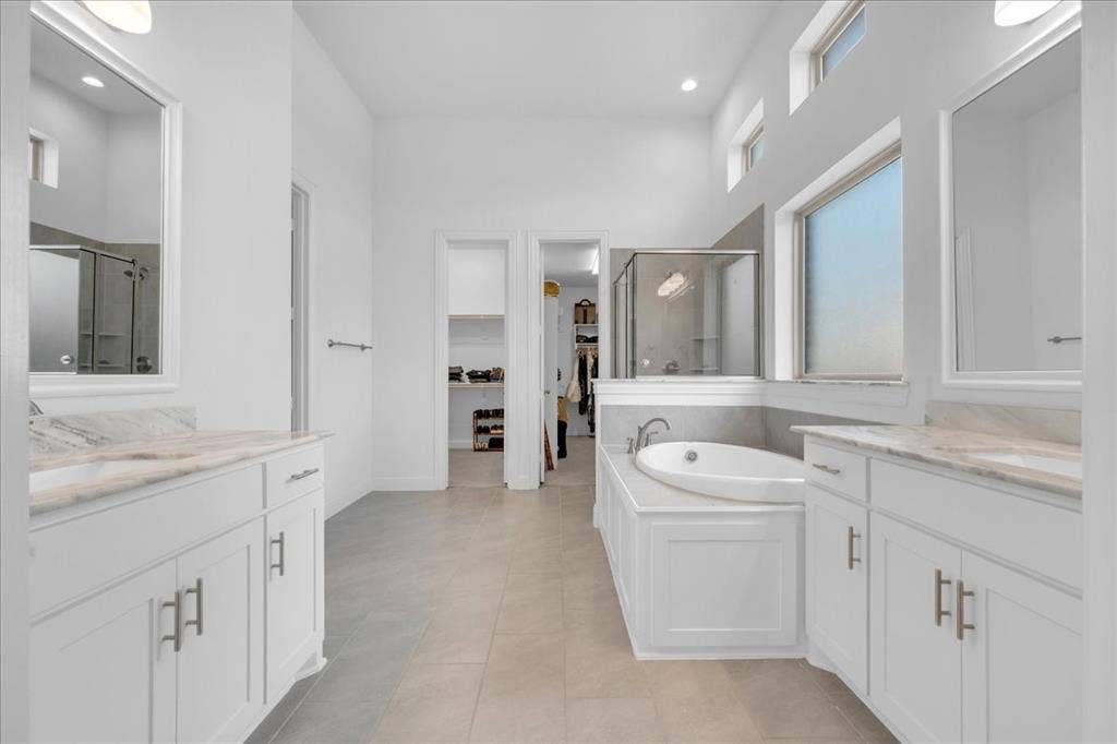 846 Deleon Drive, Midlothian, TX 76065