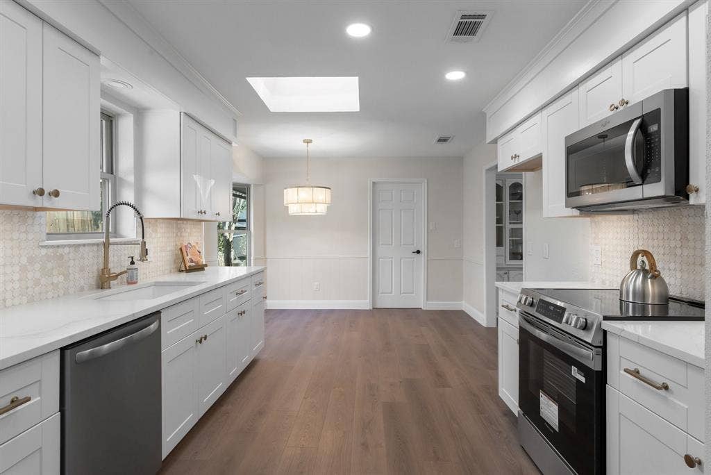 2844 Hurstview Drive, Hurst, TX 76054 2844 Hurstview Drive, Hurst, TX 76054