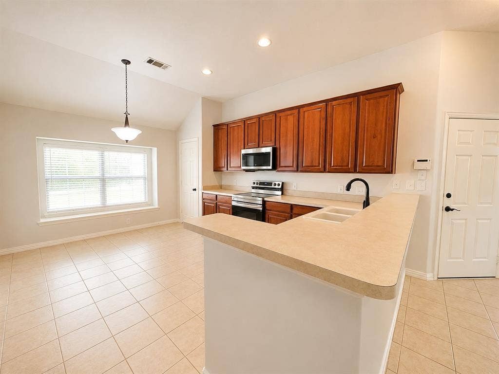 1721 Woodstream Lane, Allen, TX 75002 Virtually staged