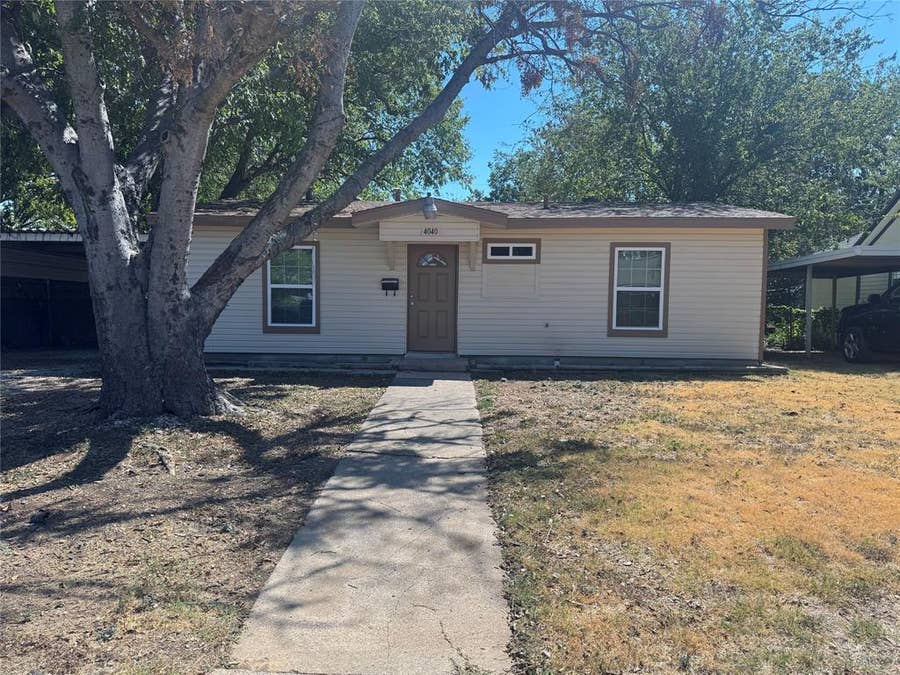 Property photo for 4040 Runnels Street, Fort Worth, TX