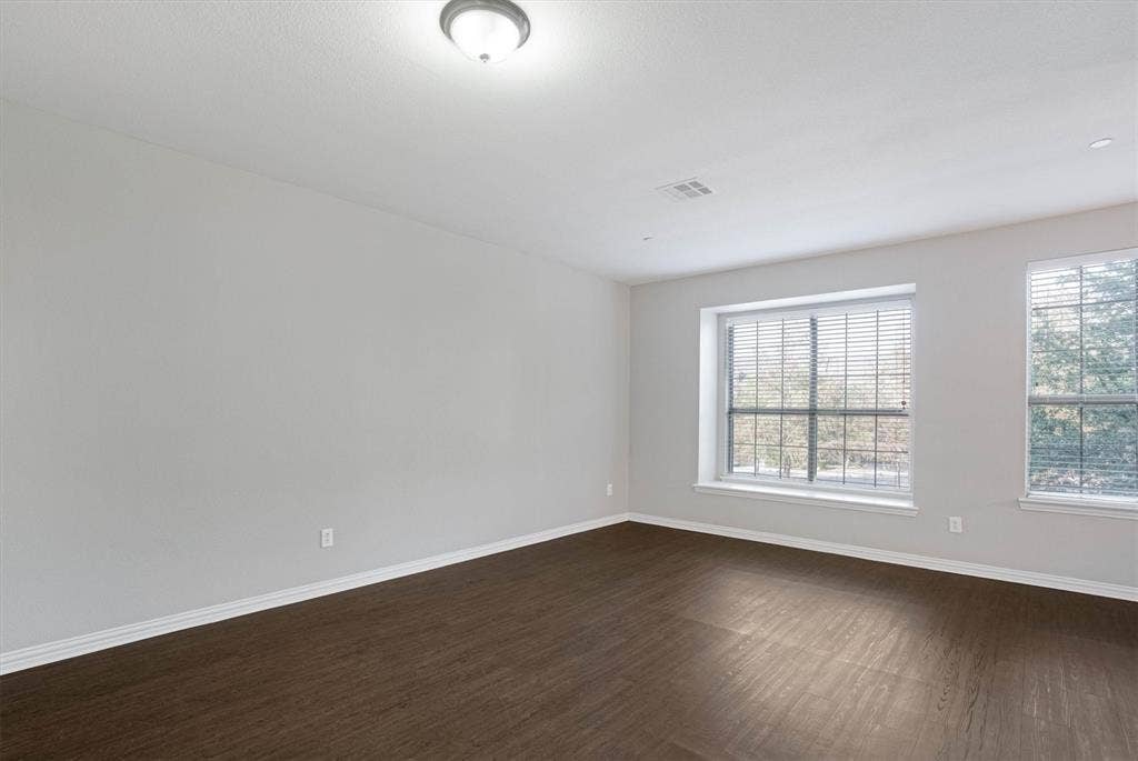 1441 Fox Run Drive, Irving, TX 75063 Large downstairs den would make a great home office, gym, or guest room