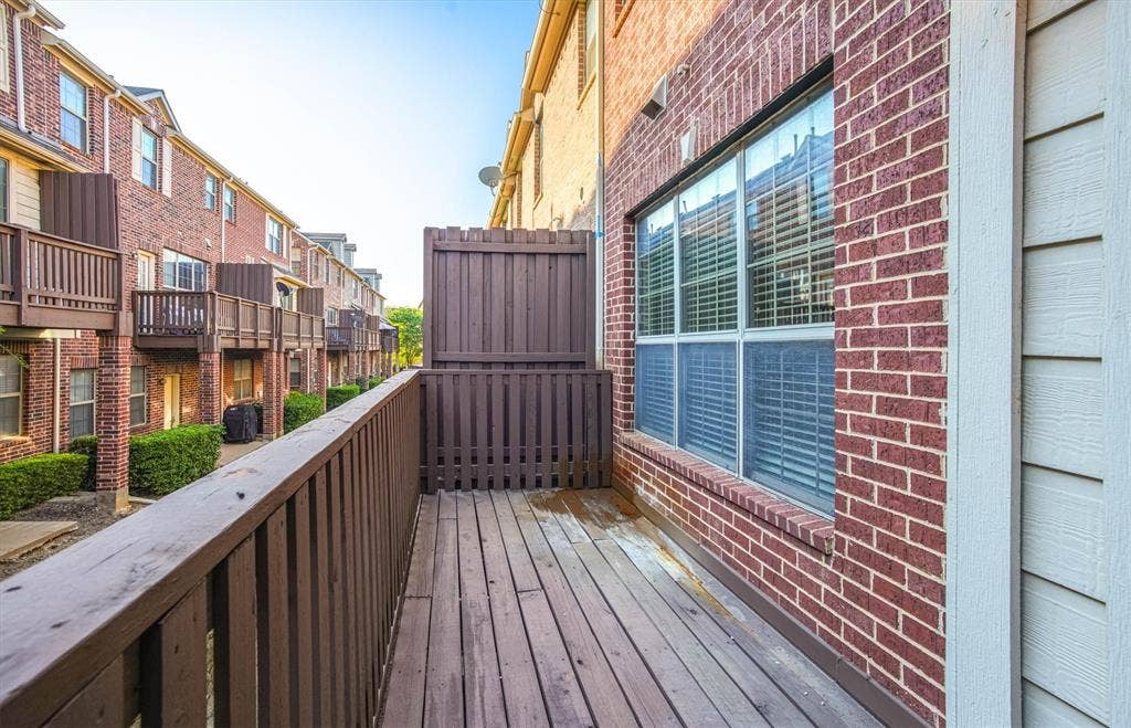 1441 Fox Run Drive, Irving, TX 75063 1441 Fox Run Drive, Irving, TX 75063