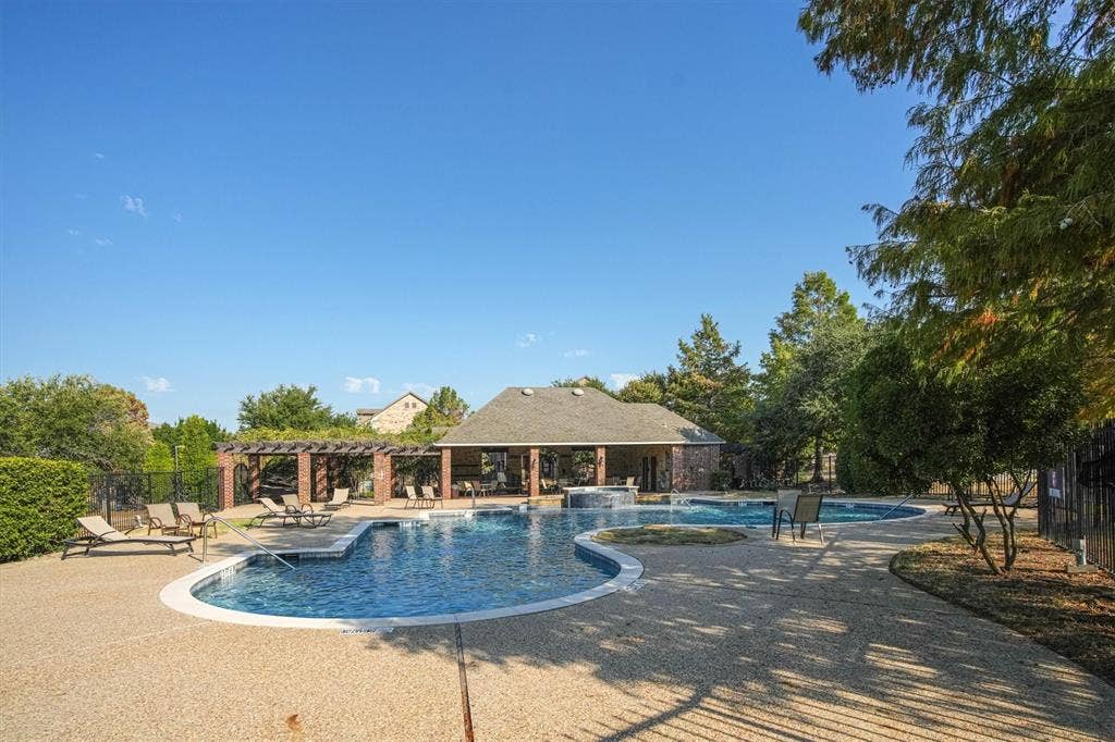 1441 Fox Run Drive, Irving, TX 75063 1441 Fox Run Drive, Irving, TX 75063