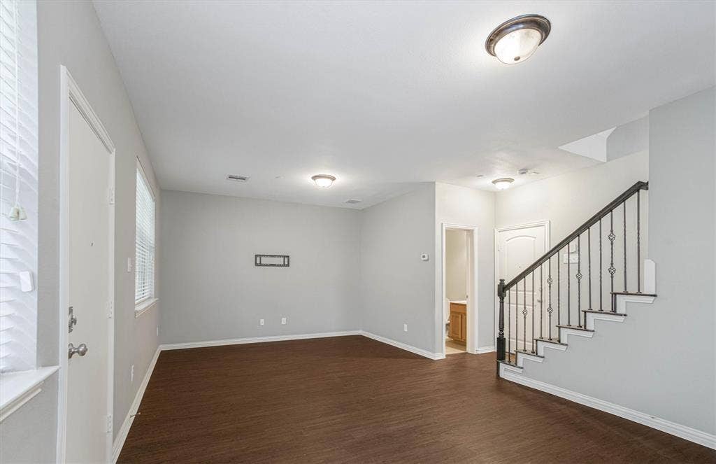 1441 Fox Run Drive, Irving, TX 75063 1441 Fox Run Drive, Irving, TX 75063