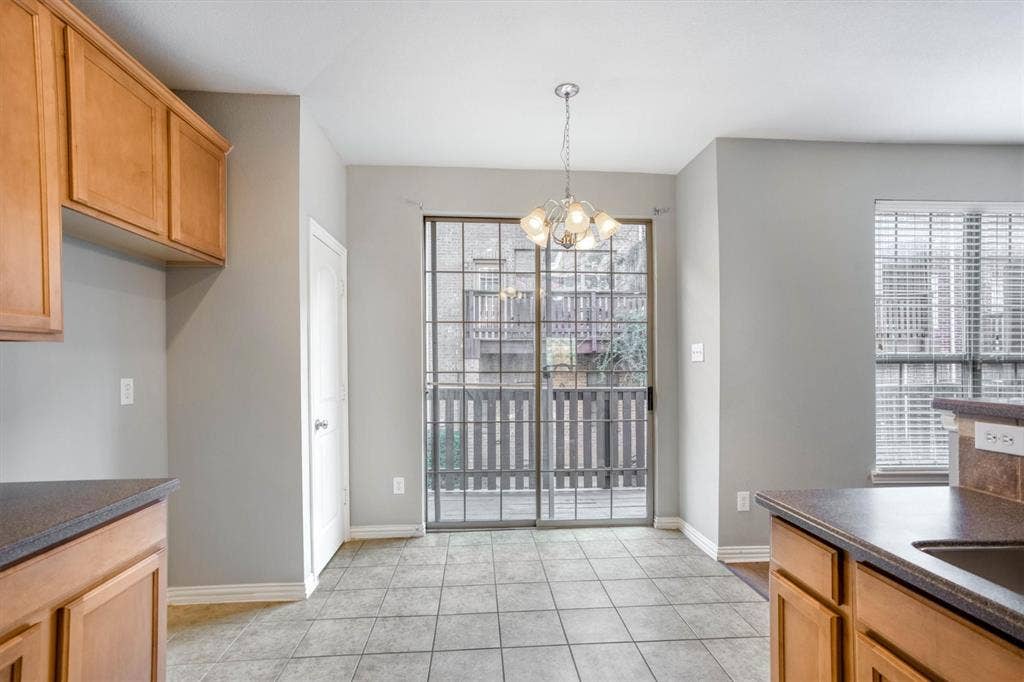 1441 Fox Run Drive, Irving, TX 75063 1441 Fox Run Drive, Irving, TX 75063