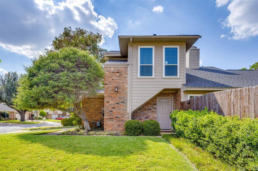 Property photo for 1307 Oriental Avenue, Arlington, TX