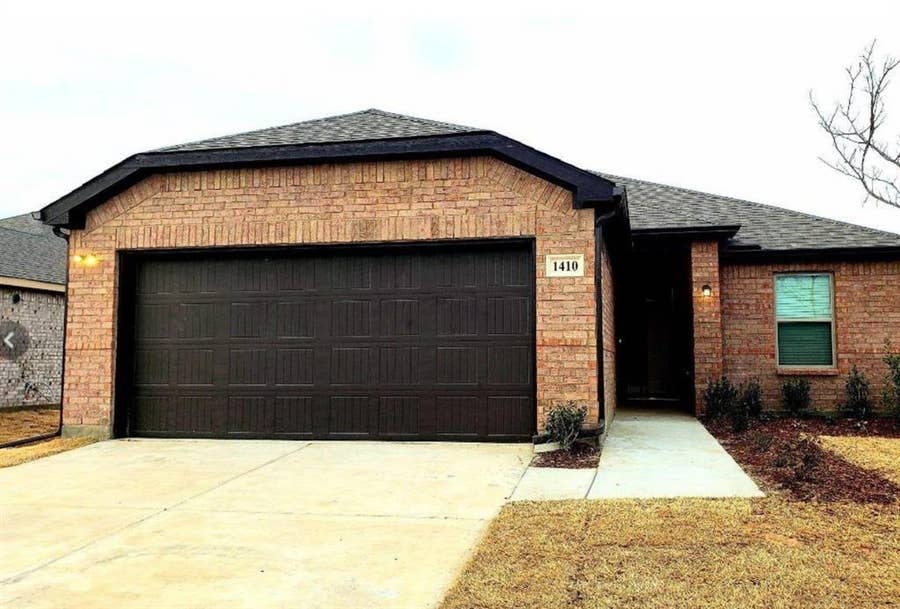 Property photo for 1410 BRINDLE Drive, Greenville, TX