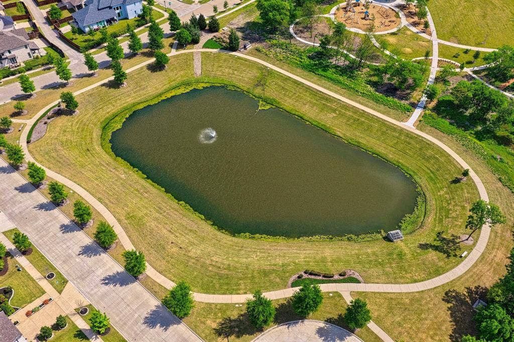 15018 Crape Myrtle Road, Frisco, TX 75035 Pond with central fountain feature