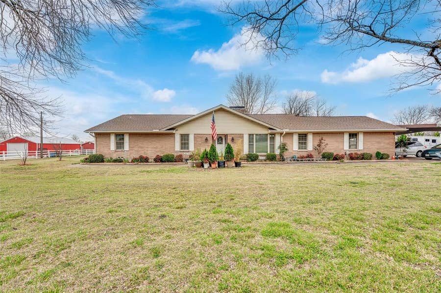 Property photo for 2104 Ponderosa Trail, Sachse, TX