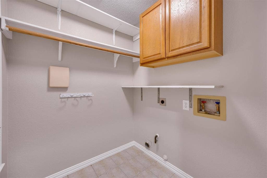 12 Harper Drive, Allen, TX 75002 12 Harper Drive, Allen, TX 75002