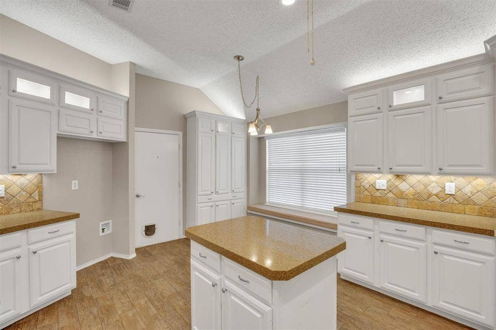 12 Harper Drive, Allen, TX 75002 12 Harper Drive, Allen, TX 75002