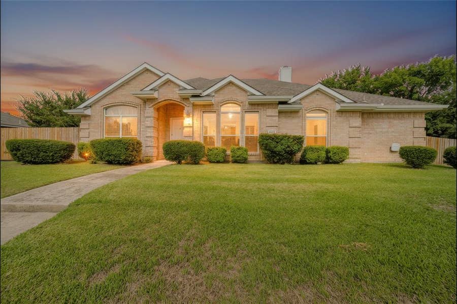 Property photo for 8113 Evening Star Drive, Rowlett, TX