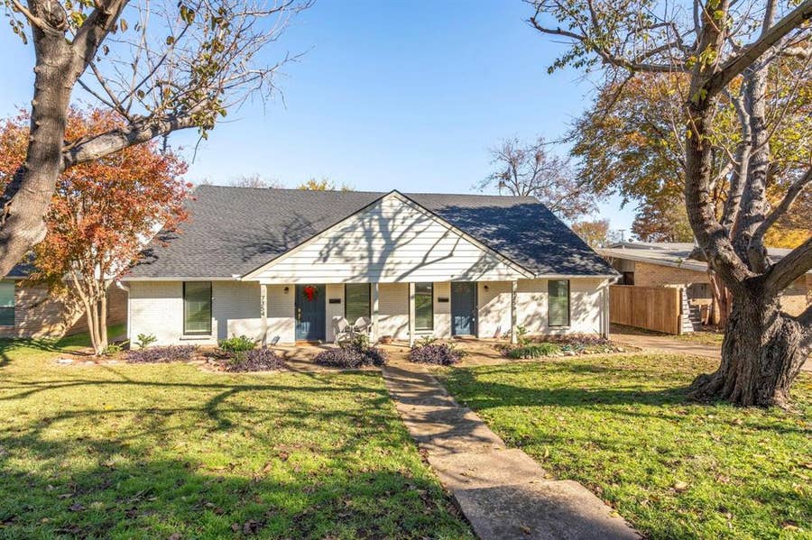 Property photo for 7356 Walling Lane, Dallas, TX