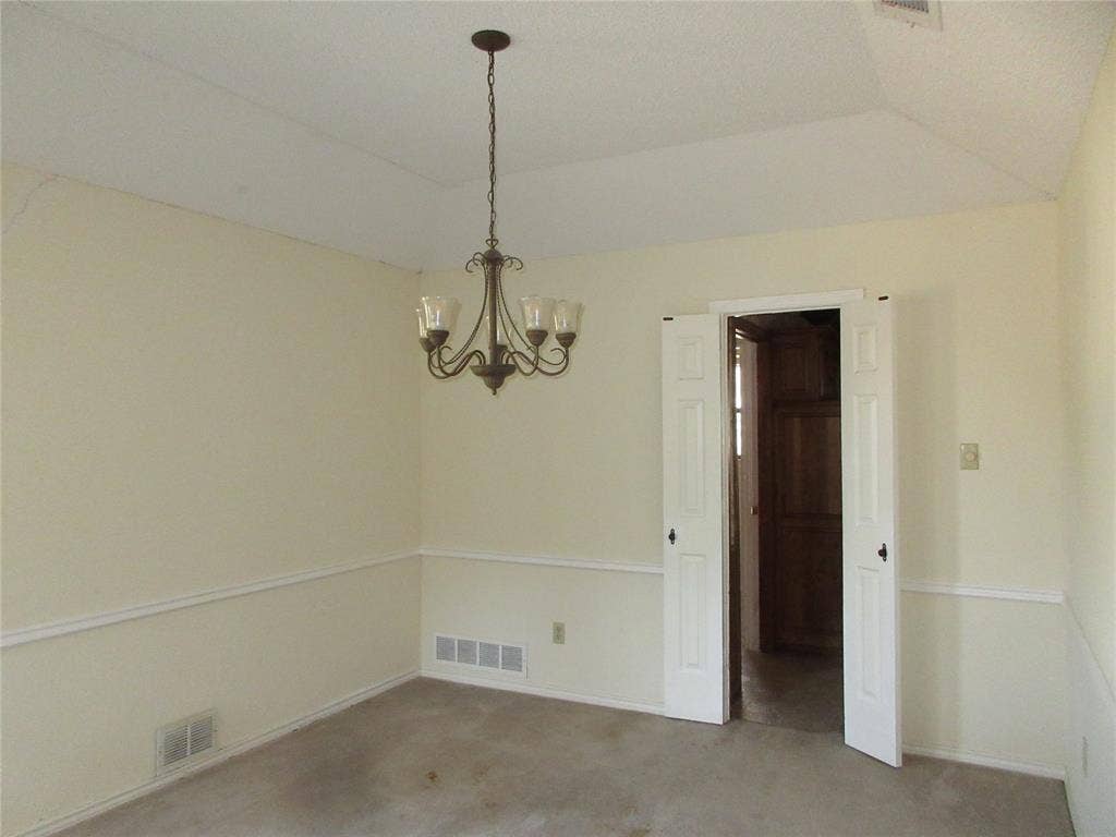 1823 Green Tree Lane, Duncanville, TX 75137 1823 Green Tree Lane, Duncanville, TX 75137
