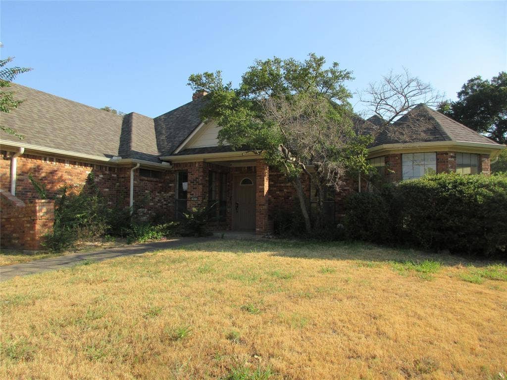 1823 Green Tree Lane, Duncanville, TX 75137 1823 Green Tree Lane, Duncanville, TX 75137