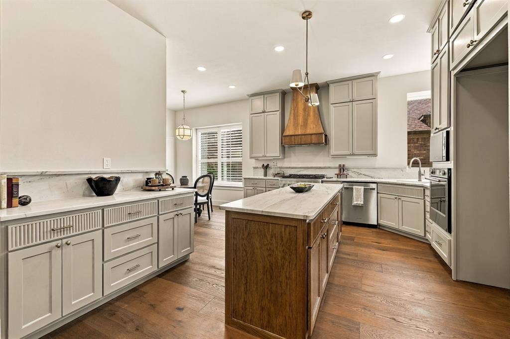 6634 Mimms Drive, Dallas, TX 75252