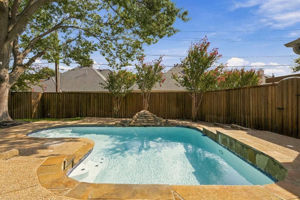 6634 Mimms Drive, Dallas, TX 75252
