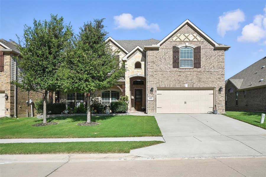 Property photo for 6153 Gibbons Creek Street, Fort Worth, TX
