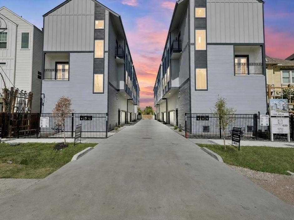 1221 W 16th Street, #F, Houston, TX 77008 1221 W 16th Street, #F, Houston, TX 77008