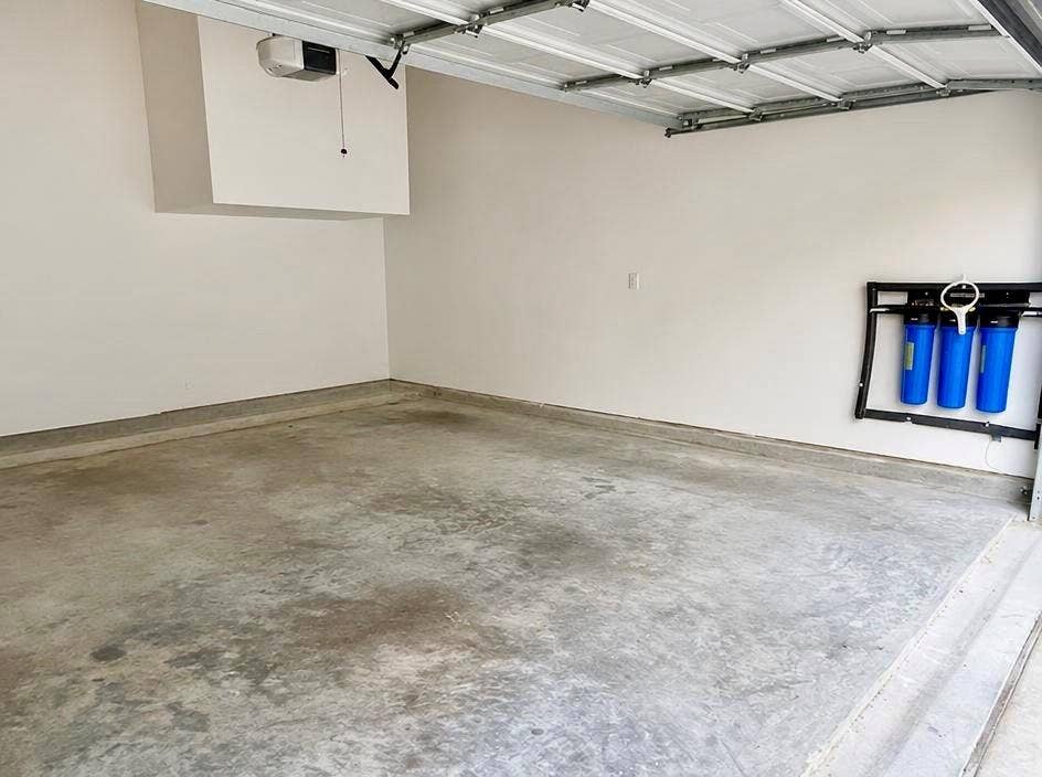 1221 W 16th Street, #F, Houston, TX 77008 1221 W 16th Street, #F, Houston, TX 77008
