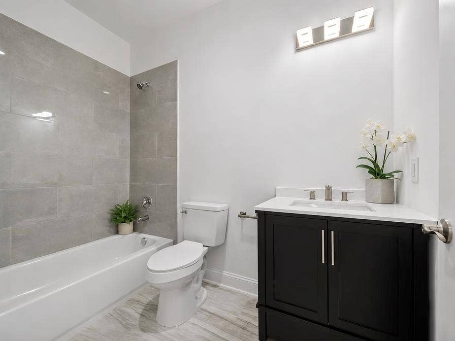 1221 W 16th Street, #F, Houston, TX 77008 1221 W 16th Street, #F, Houston, TX 77008