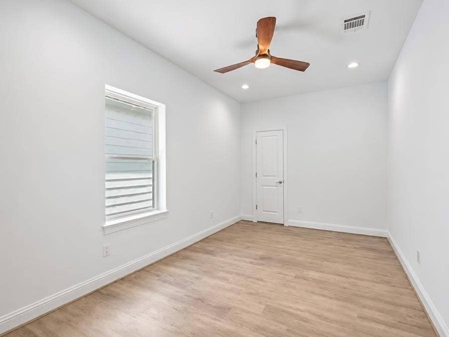 1221 W 16th Street, #F, Houston, TX 77008 1221 W 16th Street, #F, Houston, TX 77008
