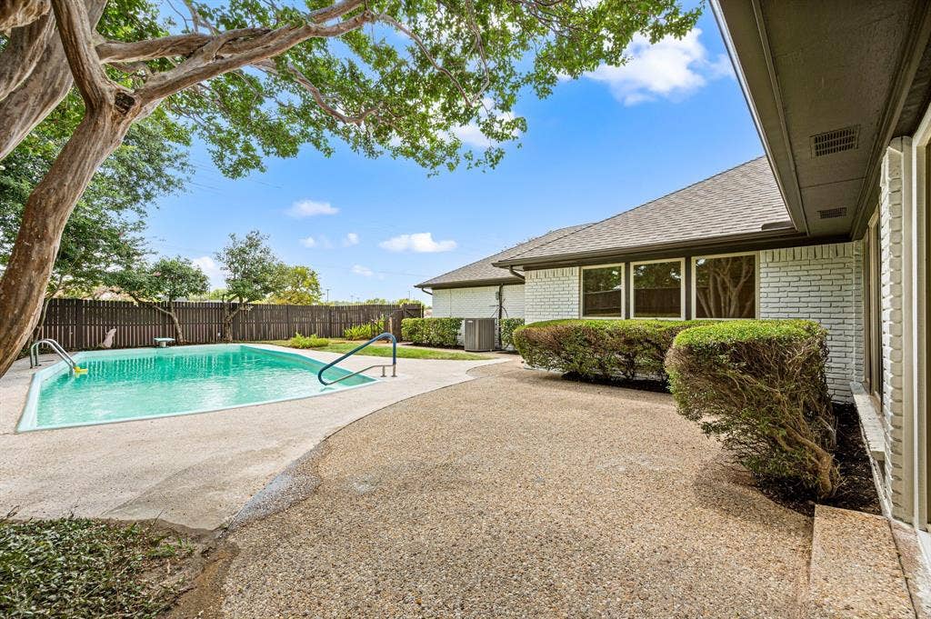 6728 Saint Anne Street, Dallas, TX 75248 6728 Saint Anne Street, Dallas, TX 75248