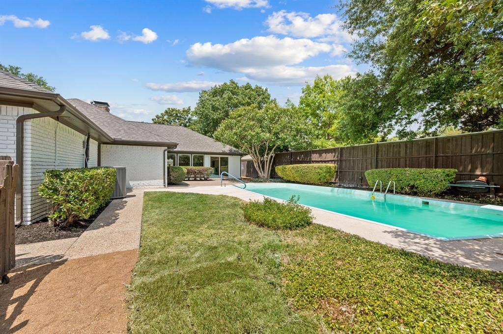 6728 Saint Anne Street, Dallas, TX 75248 6728 Saint Anne Street, Dallas, TX 75248