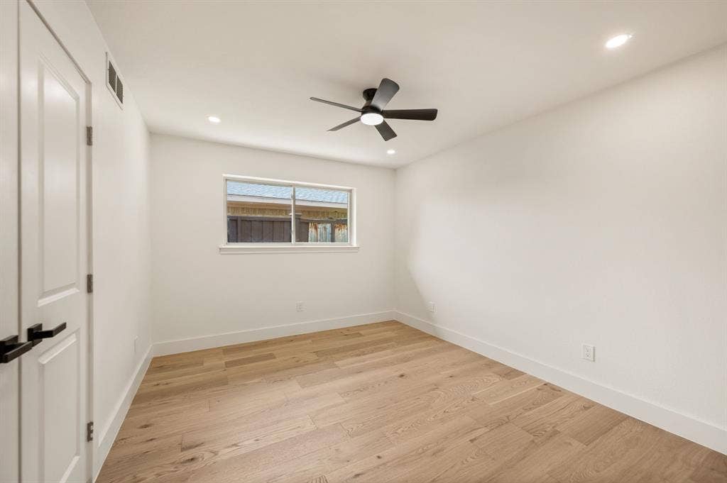6728 Saint Anne Street, Dallas, TX 75248 6728 Saint Anne Street, Dallas, TX 75248